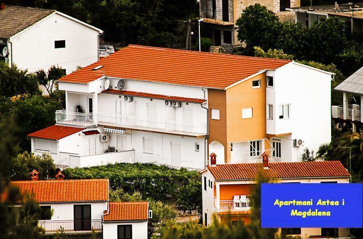 Apartments Antea & Magdalena Пироваць Екстер'єр фото